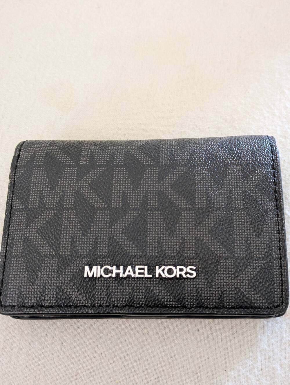 Michael Kors Jet Set Snap Wallet